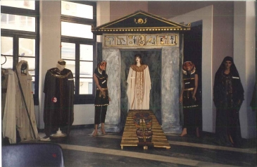 &Epsilon;&kappa;&theta;έ&sigma;&epsilon;&iota;&sigmaf; &Pi;&epsilon;&iota;&rho;&alpha;&mu;&alpha;&tau;&iota;&kappa;ή&sigmaf; &Sigma;&kappa;&eta;&nu;ή&sigmaf;